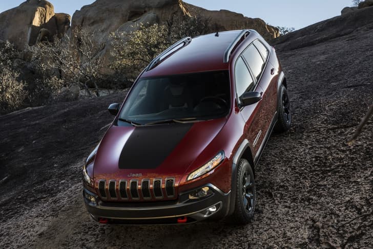 New Jeep Cherokee photo gallery